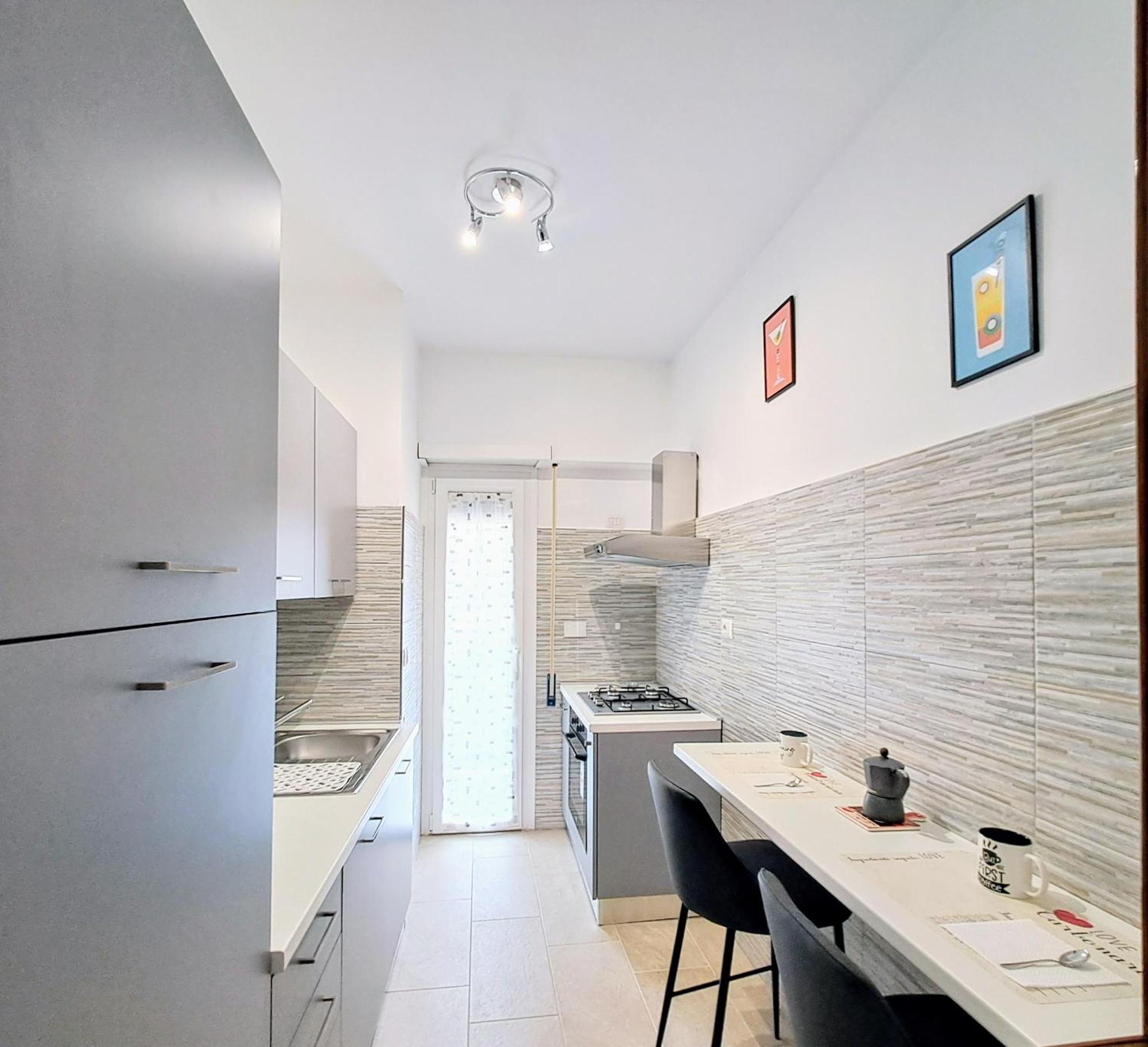 Apartment Cozy Near Metro A Rome
